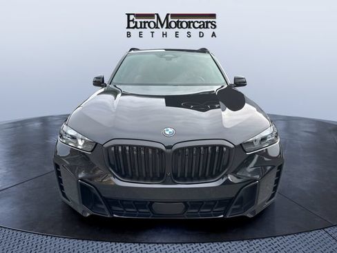 Used 2024 BMW X5 xDrive40i w/ M Sport Package AWD/4WD image 8