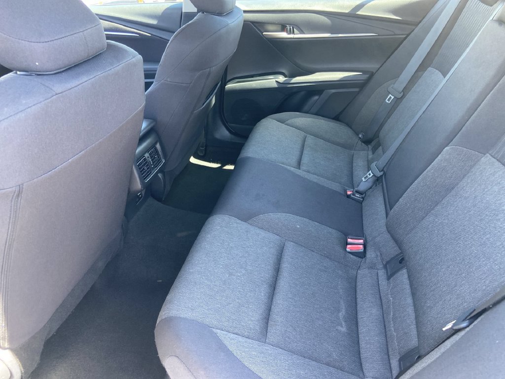 Used 2025 Toyota Camry LE FWD image 20