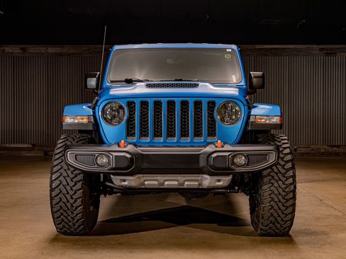 Used 2021 Jeep Gladiator Mojave image 2