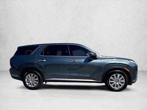 Used 2023 Hyundai Palisade SE w/ Cargo Package FWD image 5