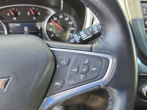 Used 2022 Chevrolet Equinox LT AWD/4WD image 15