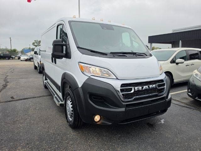 Used 2025 RAM ProMaster 2500 w/ U-Haul Equipment Group FWD image 4