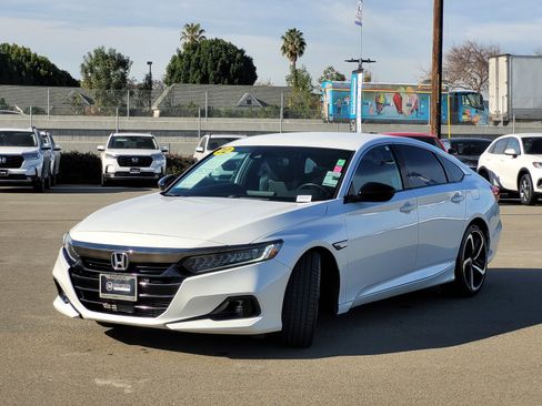Used 2022 Honda Accord Sport image 9
