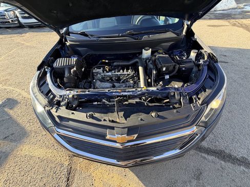 Used 2018 Chevrolet Equinox LT image 16