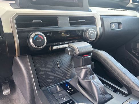 Used 2024 Toyota Tacoma TRD Off-Road AWD/4WD image 39