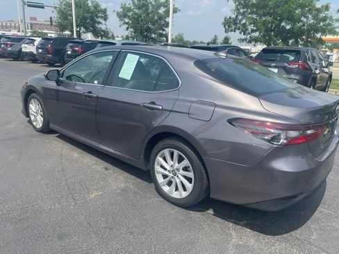 Used 2024 Toyota Camry LE w/ Convenience Package FWD image 4