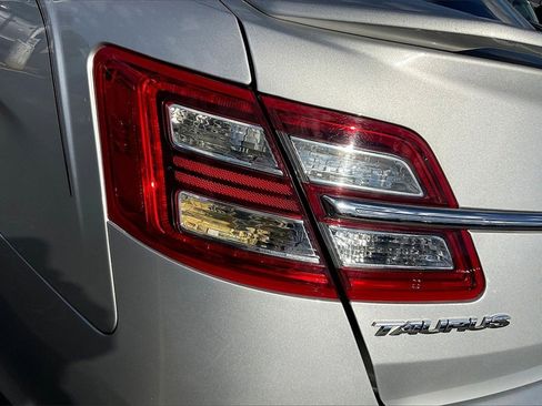 Used 2019 Ford Taurus SHO image 28