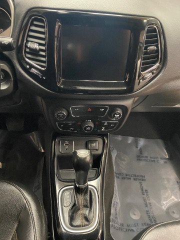 Used 2020 Jeep Compass Limited FWD image 18