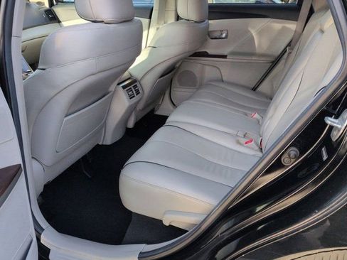 Used 2011 Toyota Venza w/ Comfort Pkg FWD image 15