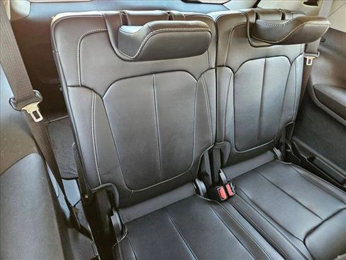 Used 2021 Jeep Grand Cherokee L Limited AWD/4WD image 18