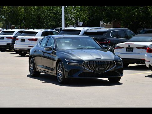 Used 2025 Genesis G70 2.5T AWD/4WD image 1