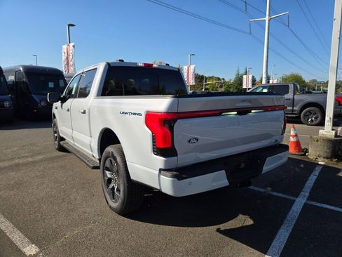 New 2025 Ford F150 Lightning Lariat image 7