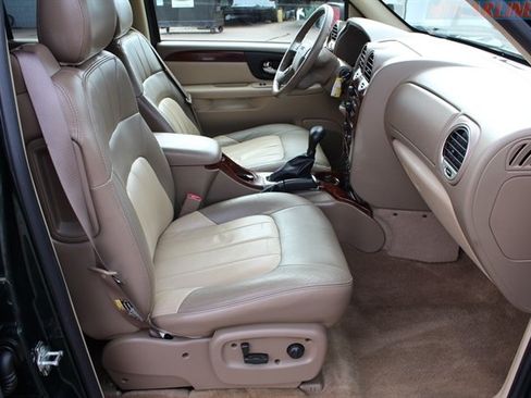 Used 2004 GMC Envoy SLT AWD/4WD image 29