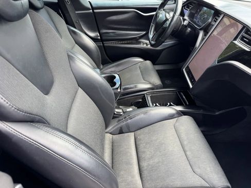 Used 2018 Tesla Model S 75D image 6