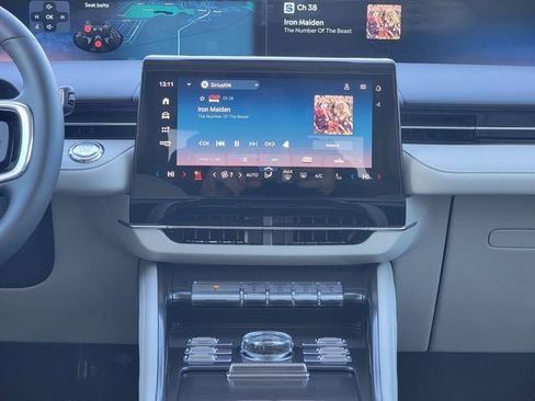 New 2026 Lincoln Nautilus Premier image 26