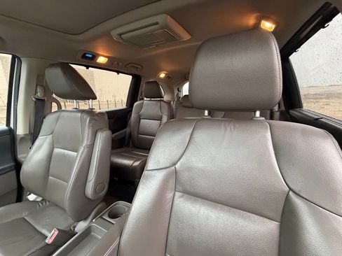 Used 2012 Honda Odyssey Touring image 12