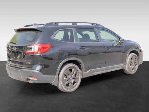 Used 2025 Subaru Ascent Bronze Edition AWD/4WD image 9