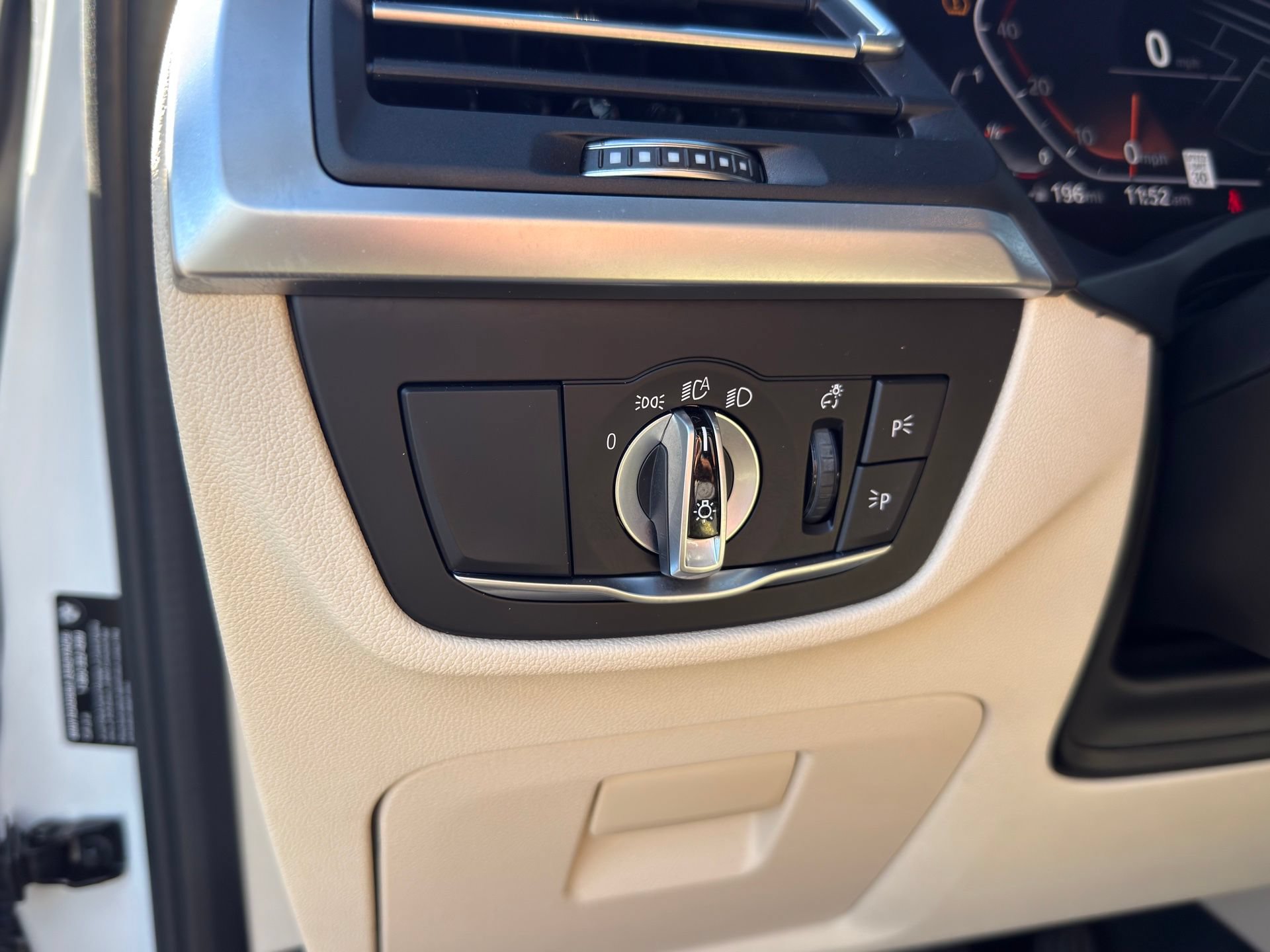 Used 2022 BMW X3 xDrive30i w/ Premium Package AWD/4WD image 18