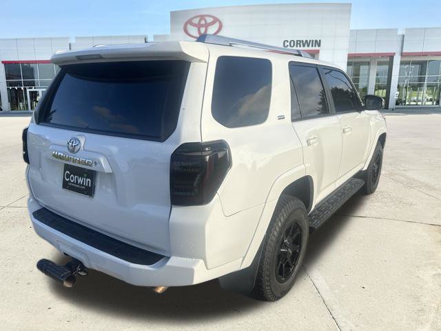 Used 2015 Toyota 4Runner SR5 Premium AWD/4WD image 7