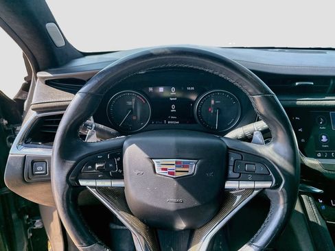 Used 2020 Cadillac XT6 Sport w/ Platinum Package AWD/4WD image 14