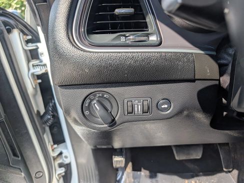 Used 2019 Dodge Challenger SXT RWD image 20