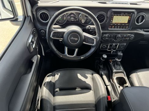 Used 2023 Jeep Wrangler Unlimited Sahara w/ Cold Weather Group AWD/4WD image 14