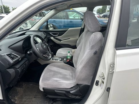 Used 2021 Subaru Forester AWD/4WD image 16
