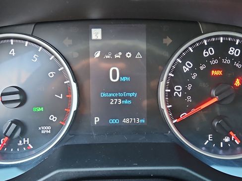 Used 2020 Toyota RAV4 XLE image 23