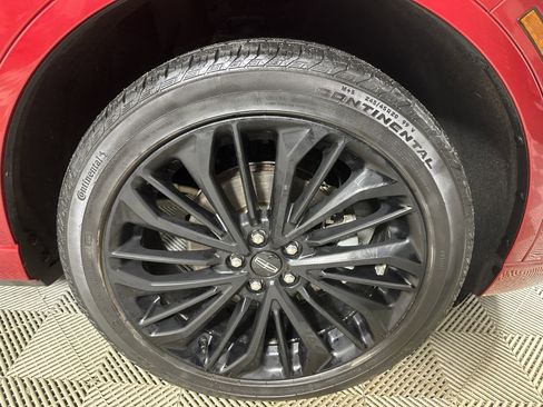 Certified 2024 Lincoln Corsair AWD w/ Equipment Group 101A image 28