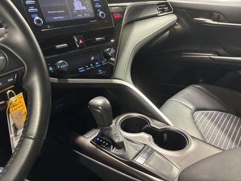 Used 2024 Toyota Camry SE image 22