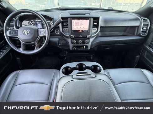 Used 2024 RAM 2500 Tradesman w/ Chrome Appearance Group image 13