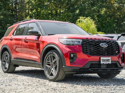New 2025 Ford Explorer ST w/ Sun And Sound Package