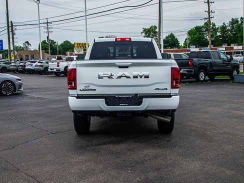 Used 2026 RAM 2500 Laramie AWD/4WD image 6