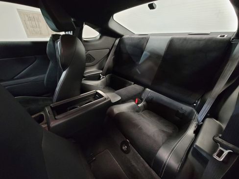 Used 2023 Toyota GR86 Premium image 7