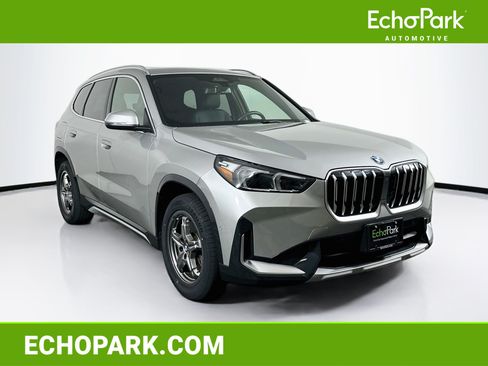 Used 2025 BMW X1 xDrive28i AWD/4WD image 1