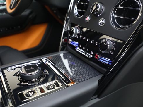 New 2026 Rolls-Royce Cullinan Black Badge image 27