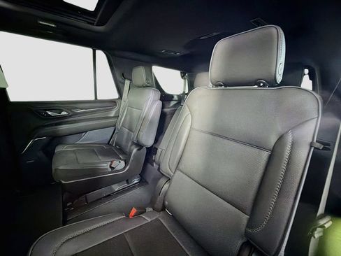 Used 2021 GMC Yukon Denali w/ Denali Ultimate Package RWD image 27