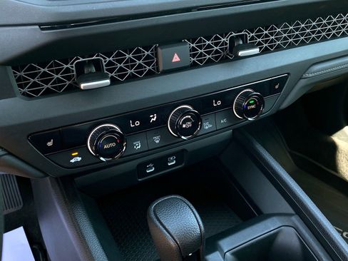 Certified 2024 Honda Accord EX image 17