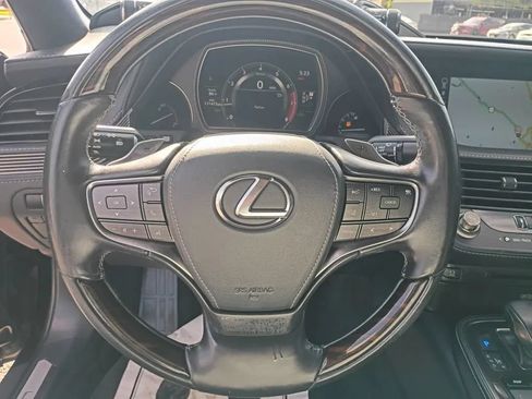 Used 2018 Lexus LS 500 AWD w/ Luxury Package image 15