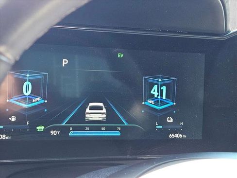 Used 2021 Hyundai Elantra Limited image 11