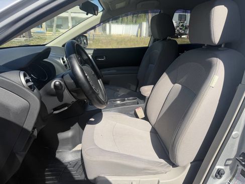 Used 2011 Nissan Rogue SV FWD image 8