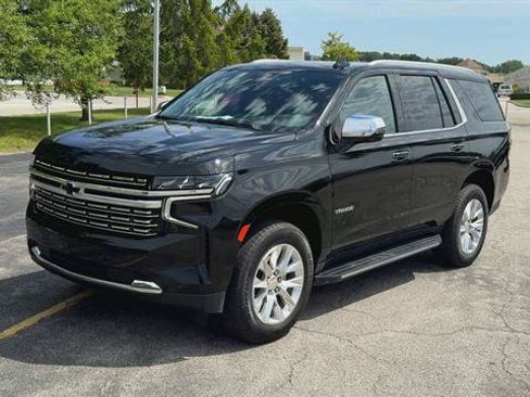 Used 2024 Chevrolet Tahoe Premier w/ Premium Package AWD/4WD image 4