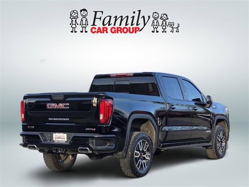 Used 2022 GMC Sierra 1500 AT4 w/ AT4 Premium Package image 4