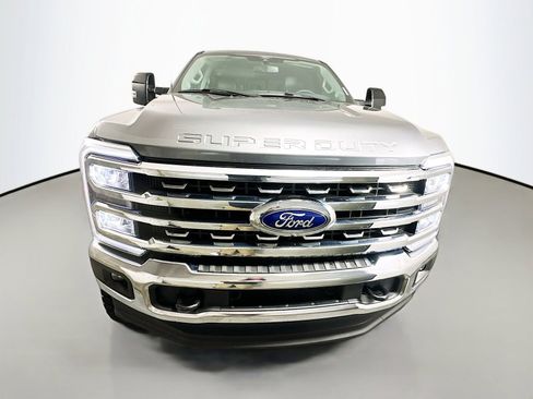 Used 2024 Ford F350 Lariat AWD/4WD image 2