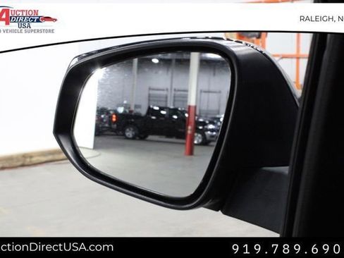 Used 2021 Toyota Tacoma TRD Off-Road AWD/4WD image 41