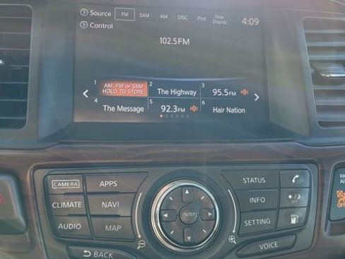 Used 2018 Nissan Pathfinder Platinum AWD/4WD image 44