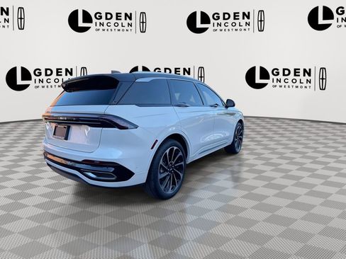 Used 2024 Lincoln Nautilus Black Label AWD/4WD image 8
