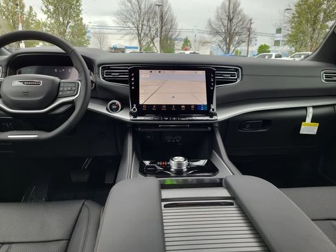 New 2026 Jeep Grand Wagoneer 4WD image 18