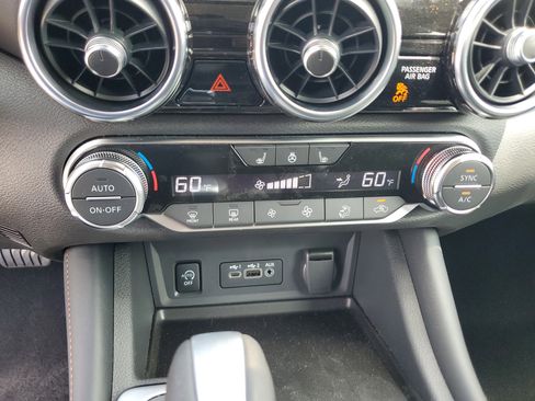 New 2025 Nissan Sentra SR w/ SR Premium Package image 24