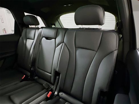New 2026 Audi Q7 3.0T Premium Plus image 22
